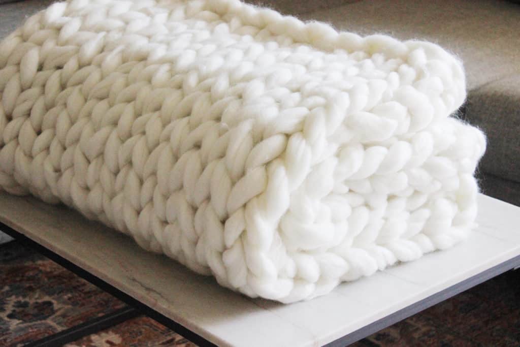 How to make a chunky knit blanket – DIY guide for beginners – Wool Art